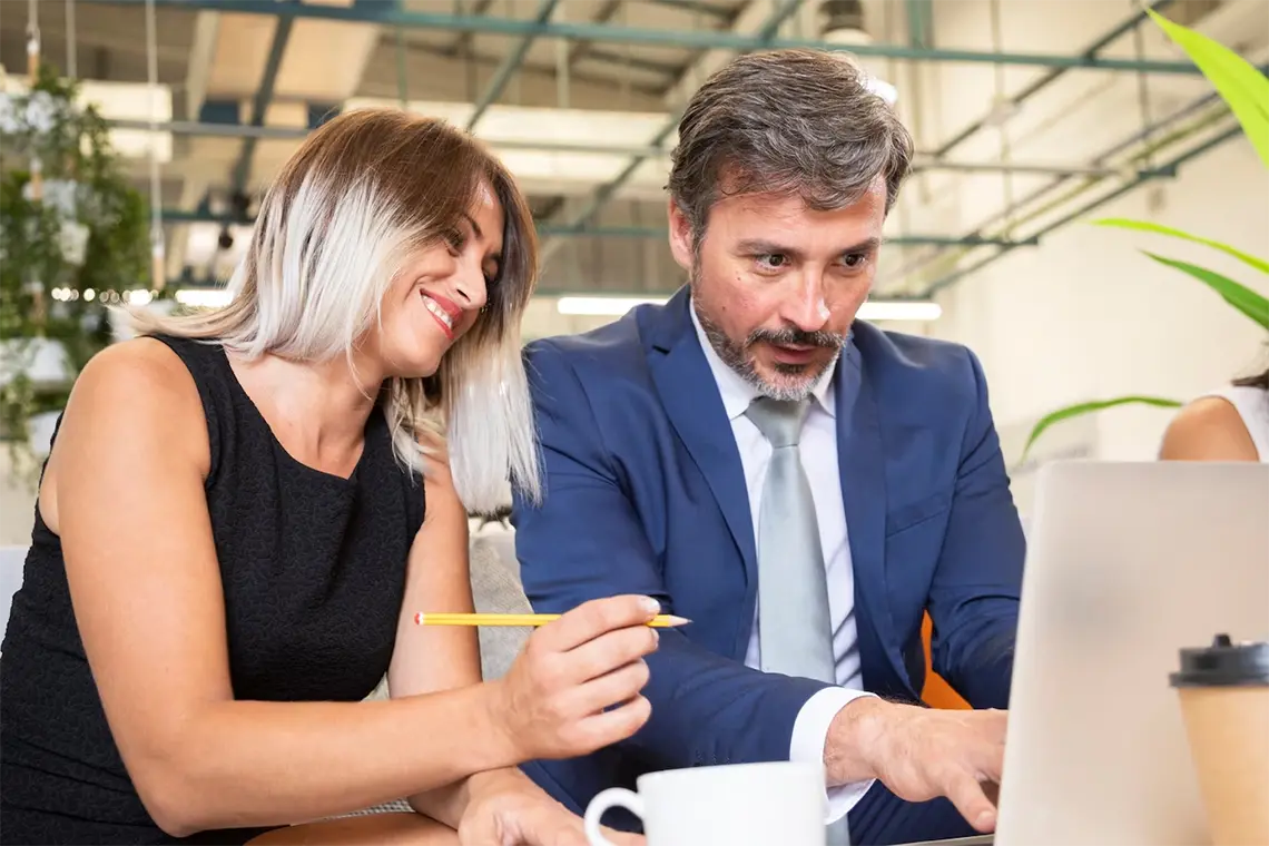 Consejos para negociar el precio de una propiedad | Estrategia #14 Antes de iniciar cualquier proceso de negociación, resulta esencial adquirir conocimientos detallados sobre el mercado de bienes raíces en la región en la cual se localiza la propiedad en cuestión.