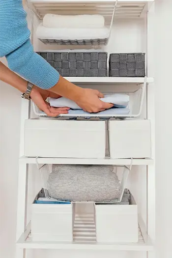 Ideas para organizar y optimizar tu espacio de almacenamiento | Estrategia #12 Los separadores de cajones son una solución práctica para organizar y optimizar tu espacio de almacenamiento