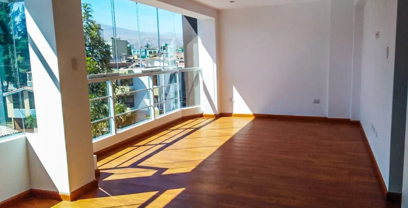 Oportunidad emocionante de adquirir fabulosos departamentos en estreno en venta en Los Portales de Cayma, Arequipa.