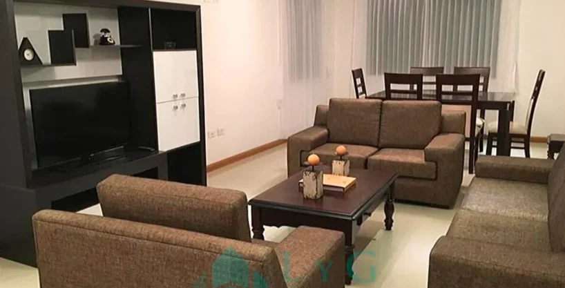 Descubre este amplio y moderno departamento en alquiler amoblado en Ingenieros Urb. El Señorial Cayma.